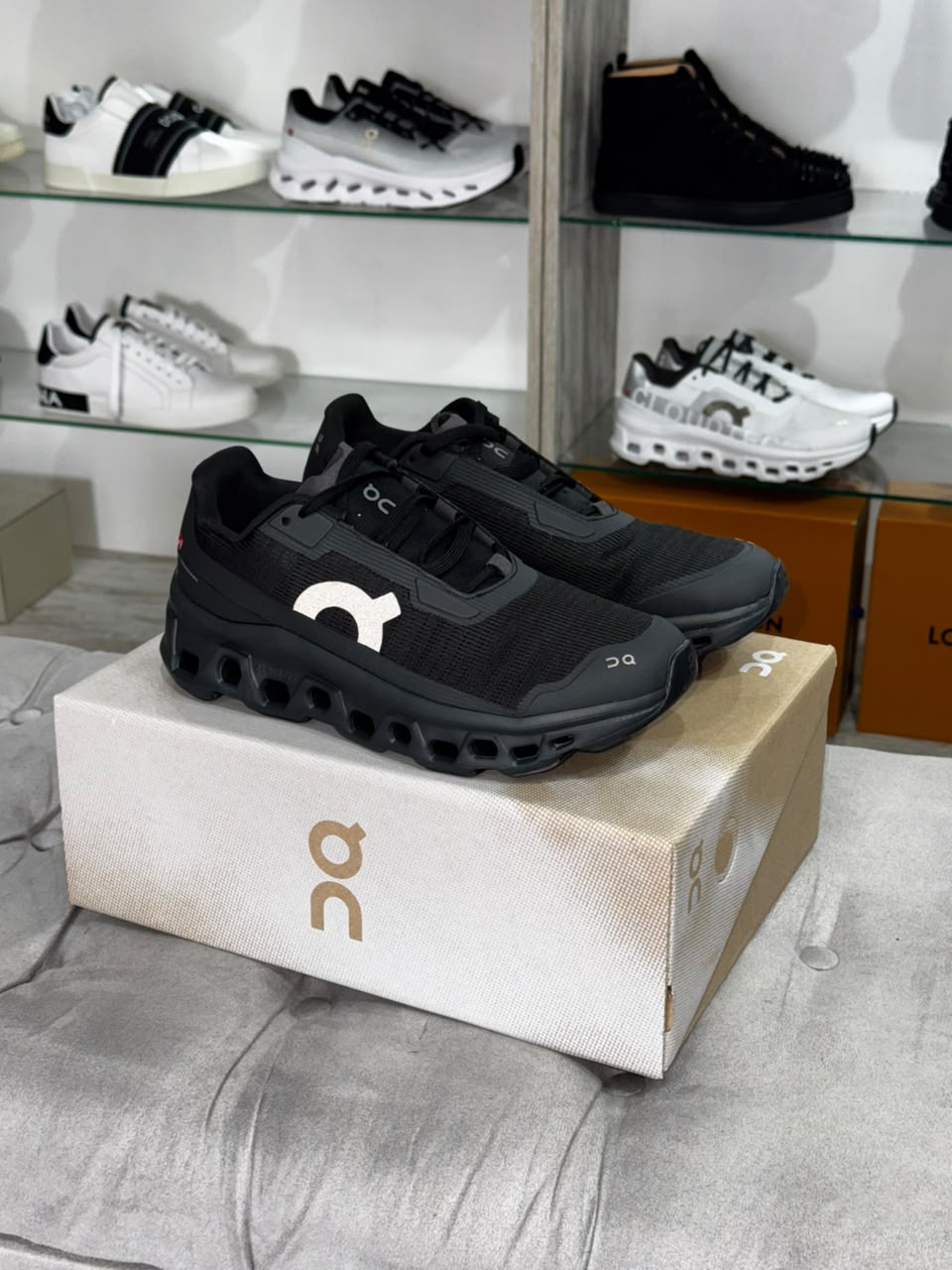 On Cloud Running Black