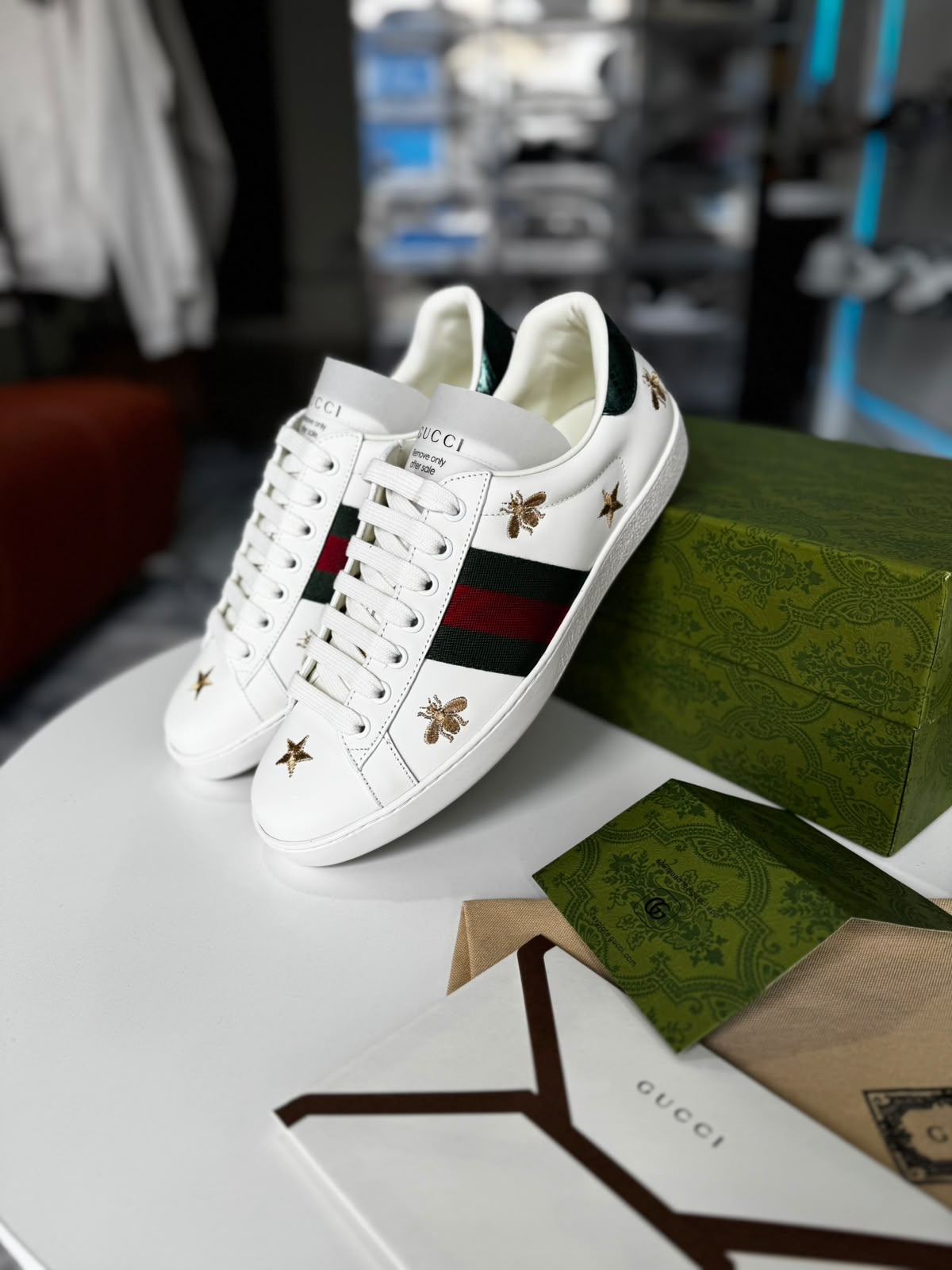 Gucci Abeja