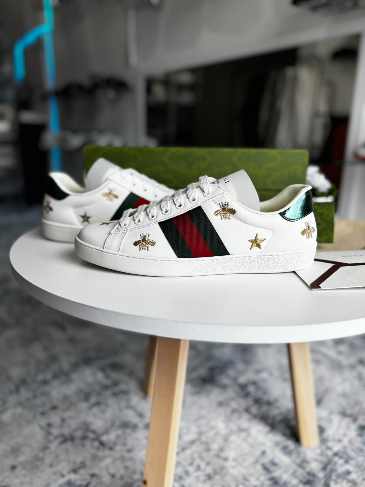 Gucci Abeja